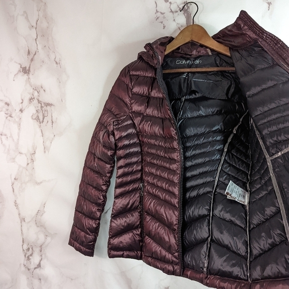 Calvin Klein Down Puffer Jacket Coat Hood Size Small Red Full Zip - Picture 15 of 15